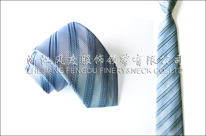 陽光時(shí)尚 色織滌絲領(lǐng)帶